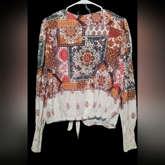 Altar'd State Multicolor Patchwork Blouse Large EUC 20 PTP - Picture 3 of 3